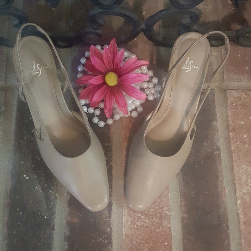 Taupe sling back heels